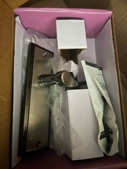 Photo of free 1 door handle (Bedford MK40) #1