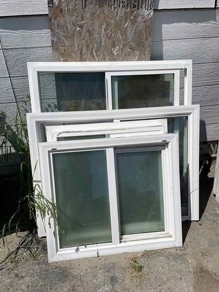 Photo of free Windows (Eagle Rock)