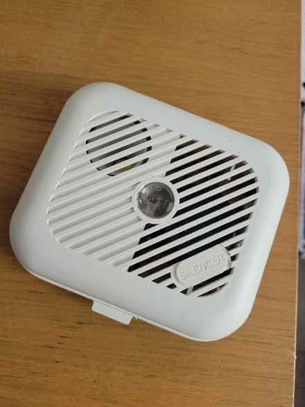 Photo of free Smoke alarm (Upper Holloway N7) #1