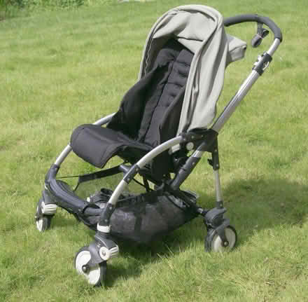 Photo of free Bugaboo Bee Pram (CT3) #1