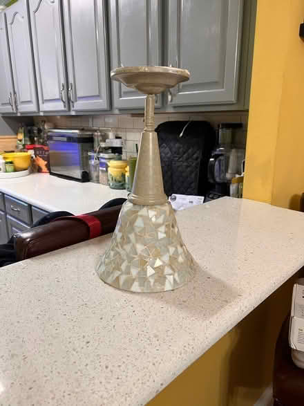 Photo of free Electric Light Fixture (Brooklyn, East Flatbush 11203) #1