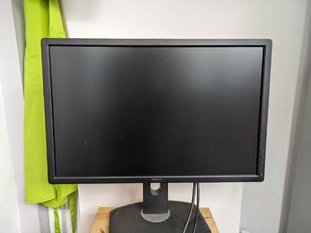 Photo of free Dell PC Screen - with dead pixels (Donnington Bridge OX4) #1