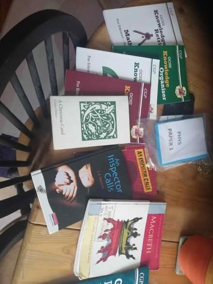 Photo of free GCSE revision books and texts (Clitheroe BB7) #1