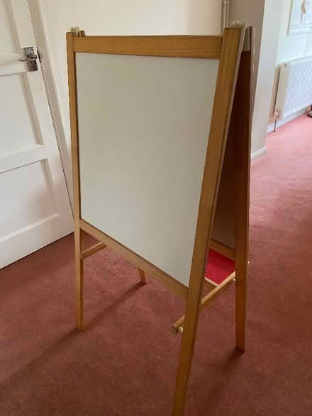 Photo of free Black board/ white board (Rainham RM13) #2