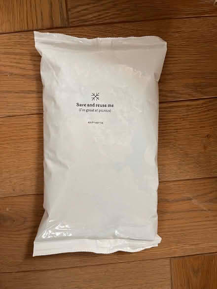 Photo of free Reusable gel ice packs 26x19x3cm (Kilburn) #1