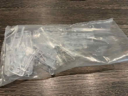 Photo of free 30 x green suspension files (Hook Heath GU21) #4