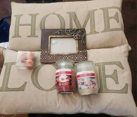 Photo of free Home Goods (Thornton 88th and York St) #1