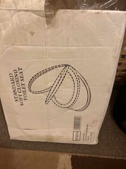 Photo of free Toilet seat (Dunton green) #1