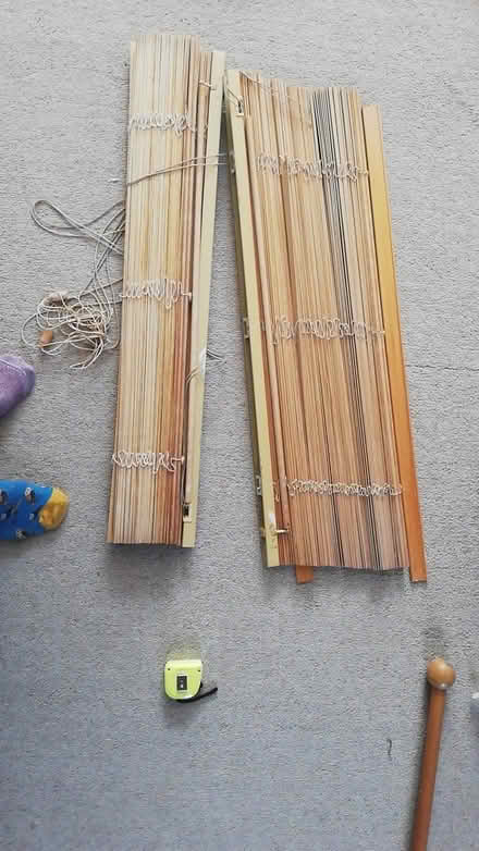 Photo of free 2 sets of wooden blinds (Tollington N4) #1