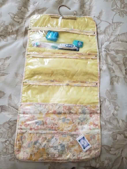 Photo of free Maggie B toiletry case for travel (Riverdale) #1