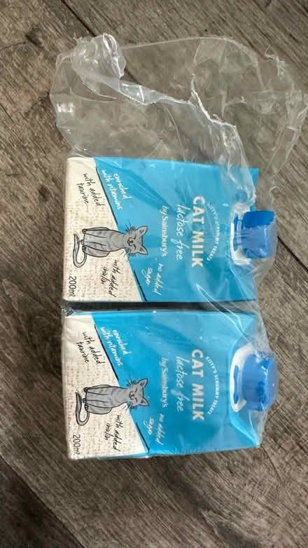 Photo of free Premium cat food bundle (senior) (Isleworth) #4