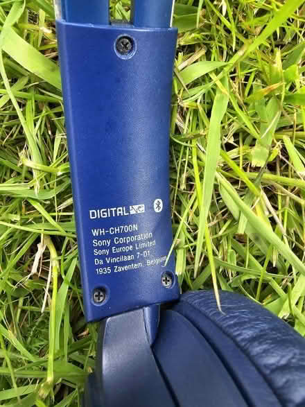 Photo of free Sony Wh-ch700n headphones (TW5) #2
