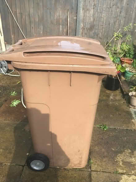 Photo of free Brown Wheelie Bin (Leasowe CH46) #1