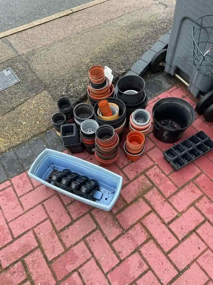 Photo of free Plant pots & wire flower baskets (SG12) #1