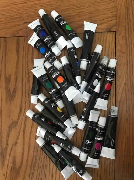 Photo of free Oil paints (Abraham Heights LA1) #1