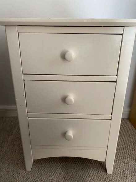 Photo of free White bedside table drawers (Priorslee)