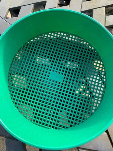 Photo of free Small plastic garden sieve (Studham LU6) #4