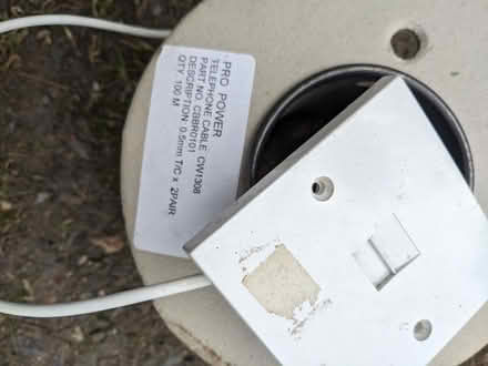 Photo of free phone line cabling (Marshalswick AL4) #1