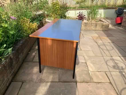 Photo of free desk (TA3)