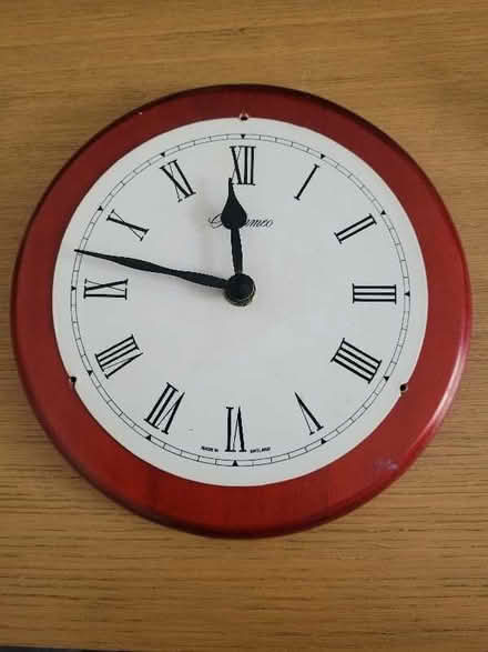 Photo of free Wall clock (Upper Holloway N7) #1