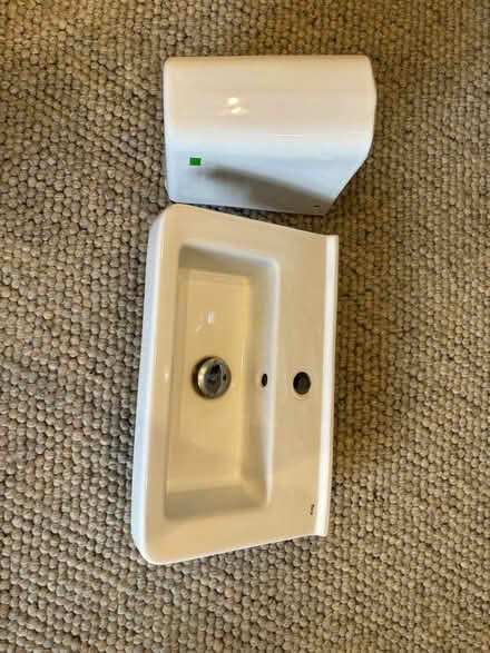 Photo of free Roca shallow basin & pedestal (Horsham RH13) #3