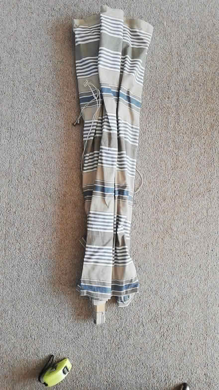 Photo of free Fabric window blind (Tollington N4) #1