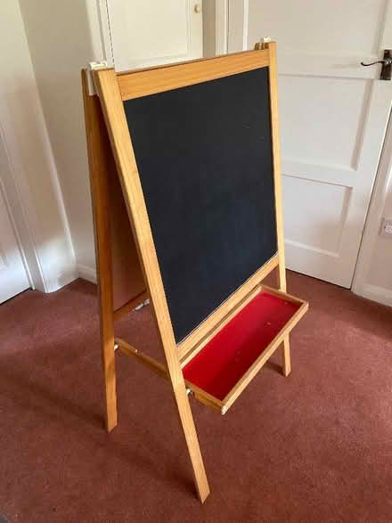 Photo of free Black board/ white board (Rainham RM13) #1