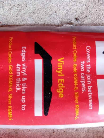Photo of free 4 x flooring strips new (Aberdeen AB12) #3