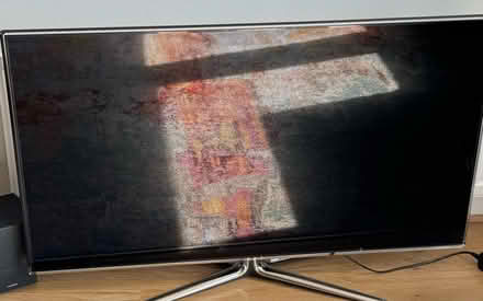 Photo of free Samsung television / tv (E1W Limehouse/Shadwell) #1