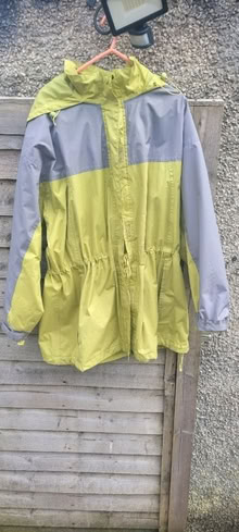 Photo of free Leisure / sports jacket, yellow / grey (West End LA3) #3