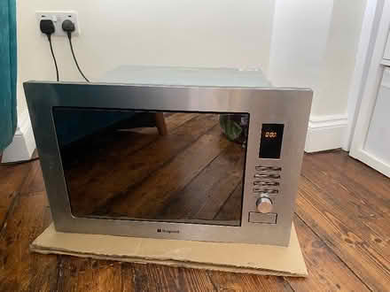 Photo of free Hotpoint microwave (Aldrington BN3) #1