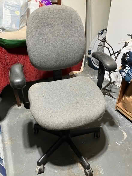 Photo of free Office chair (Lake Forest Park) #1