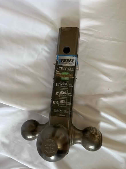 Photo of free Tri-ball hitch (Chadds Ford/Garnet Valley) #1