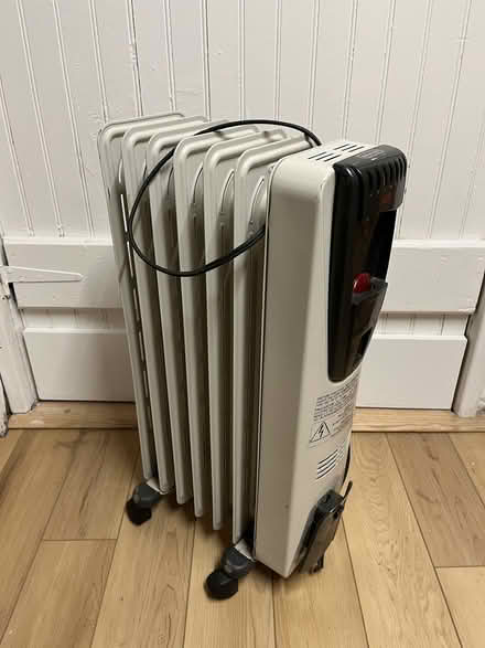 Photo of free Delonghi Space Heater (Highland Park) #1