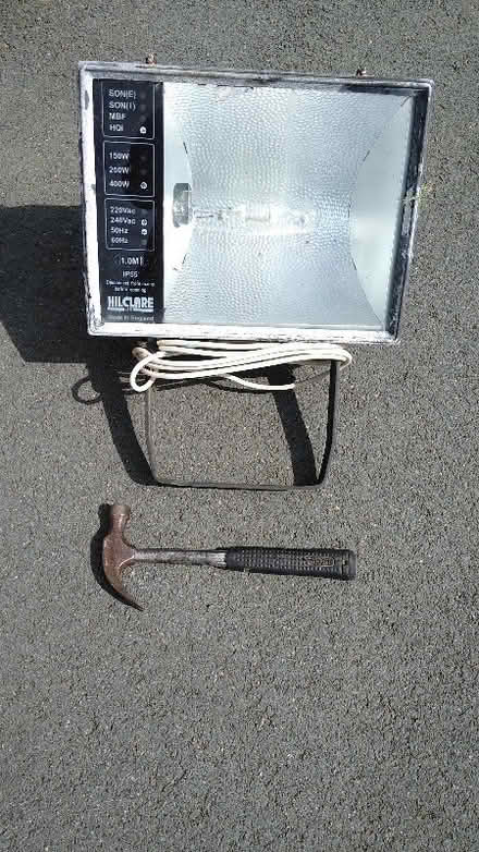 Photo of free Flood lights (Guilsfield SY21) #2