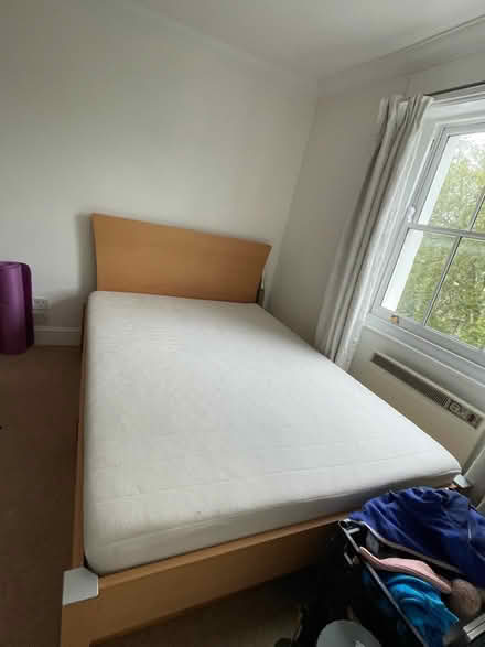 Photo of free Double bed with mattress (SW1V) #2