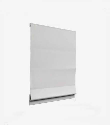 Photo of free New White Roman blind (Hackney Wick) #1