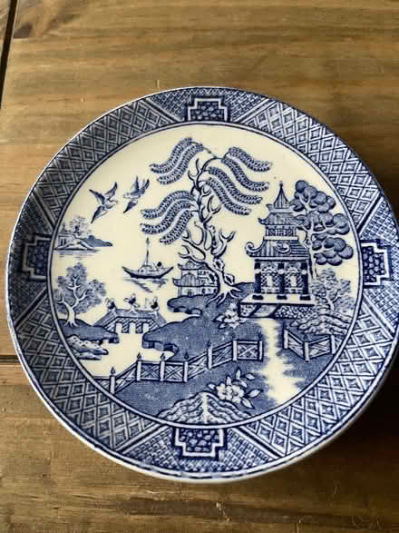 Photo of free Wedgewood Trinket dish & Old Willow coaster (x4) (Walton on the Hill L9) #1