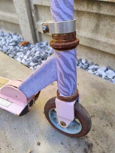 Photo of free Child's scooter (Near Biggleswade, SG18) #3