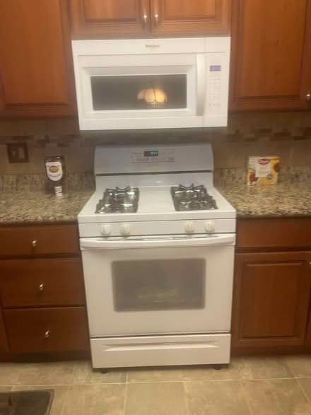 Photo of free gas oven (langhorne, Pa 19047) #1