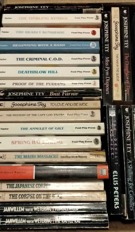 Photo of free roughly 100 paperback mysteries (CapitolHill DC (CapSouthMetro)) #1
