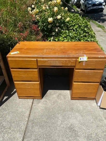 Photo of free Wood desk good condition (Berkeley) #1