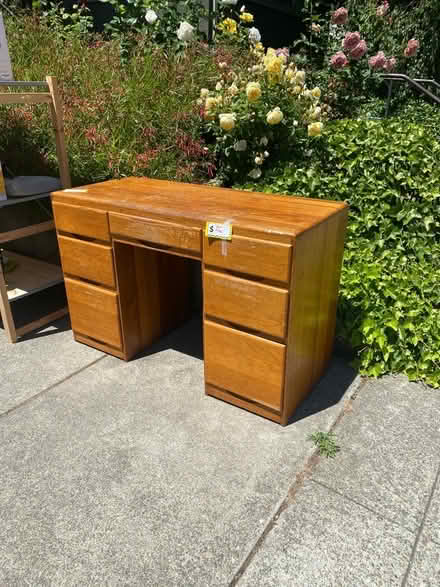 Photo of free Wood desk good condition (Berkeley) #2