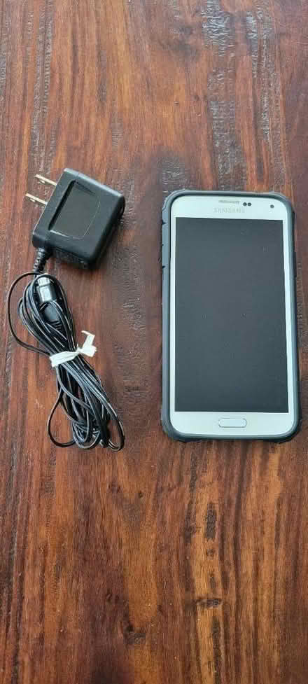 Photo of free Cellular Phone (Upper Beaches) #1