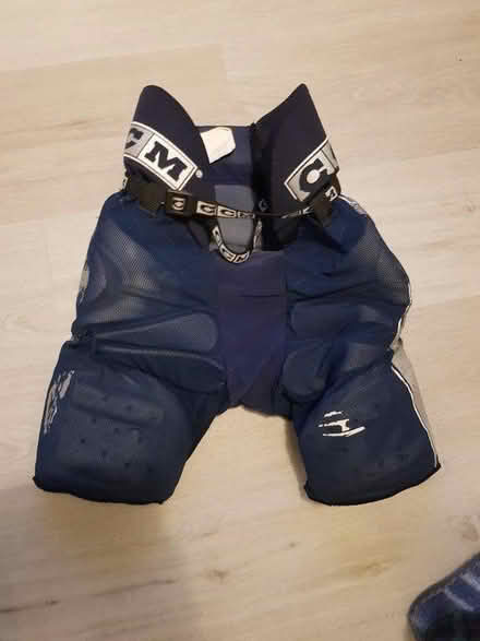 Photo of free CCM Tacks RollerHockey Girdle small (N4 2) #1