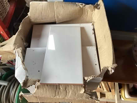 Photo of free White ceramic tile 10 x 20cm (Corsham, SN13) #1