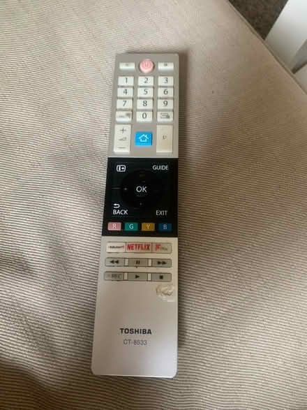 Photo of Toshiba CT-8533 Remote Control (Luton LU3) #1