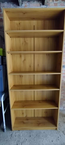 Photo of free 6' Bookcase (Steventon OX13) #1