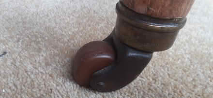 Photo of free Dining Table - Extendable (Teddington TW11) #2