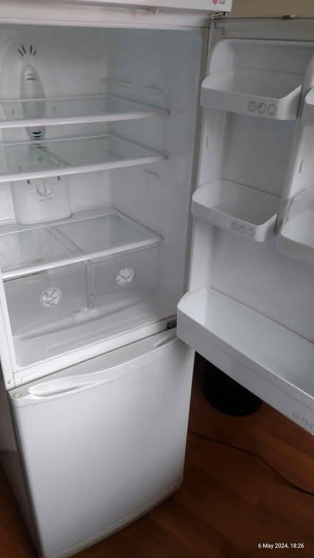 Photo of free lg fridge freezer not going cold (london NW11) #3